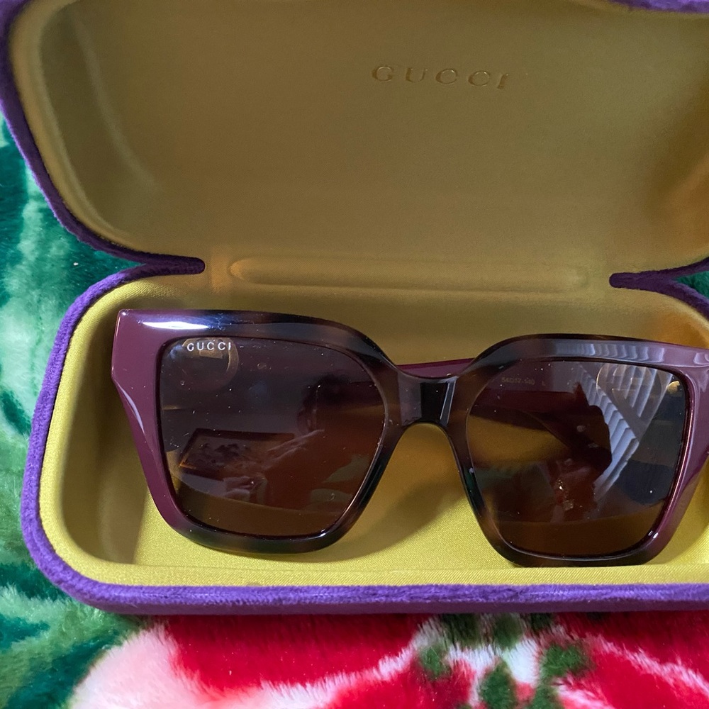 Authentic Gucci Sunglasses- Burgundy
